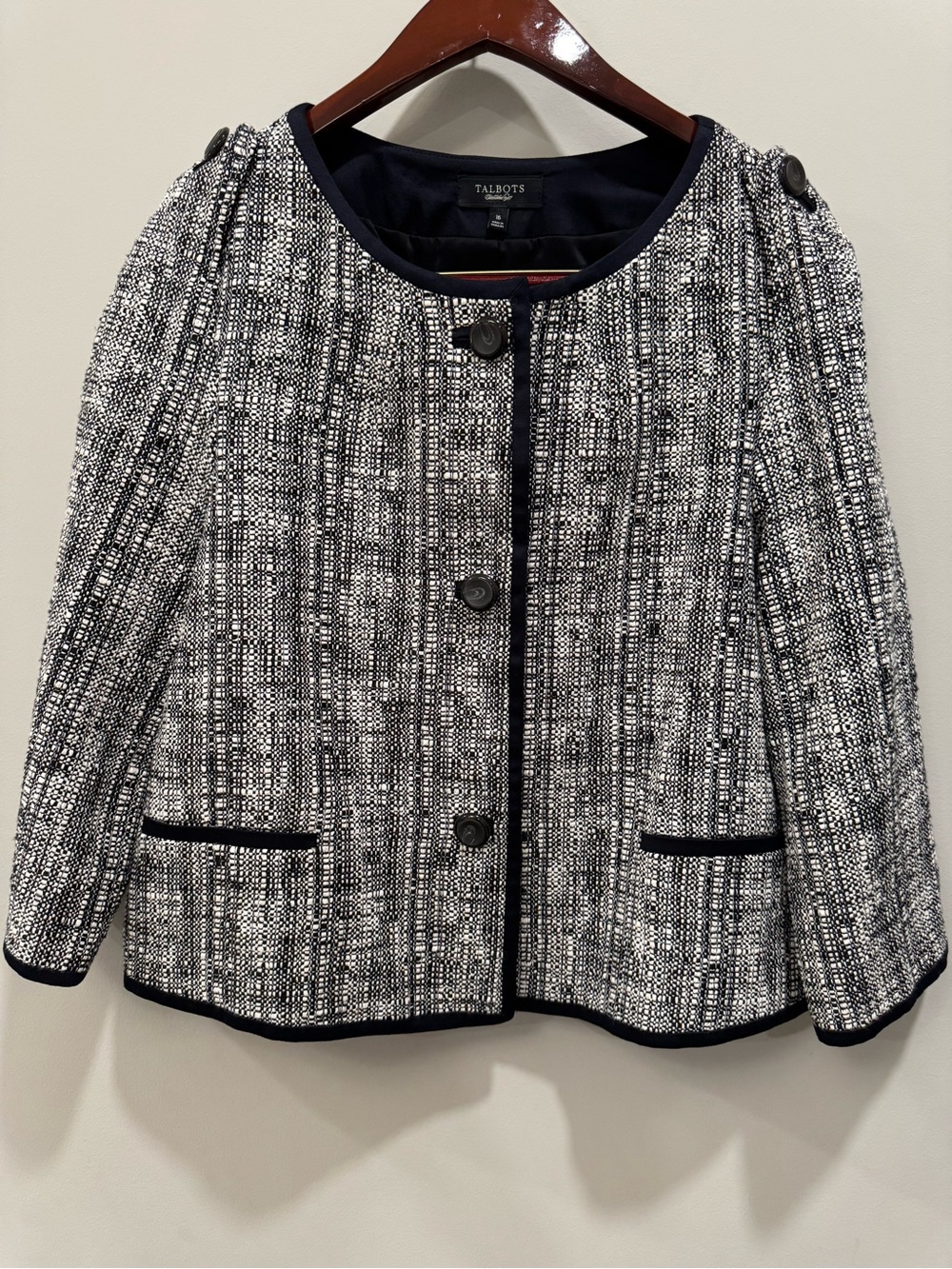 Talbots Navy & White Tweed Bouclรฉ Collarless Jacket Womens Size 16